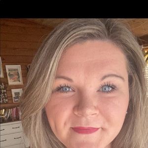 Meet your Posher, Addison